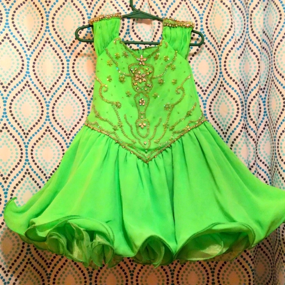 Green pageant dress